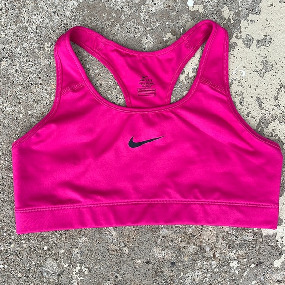 Nike Other - BNWOT Nike sports bra